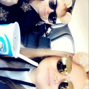 Meet your Posher, Monica